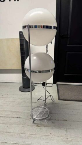 Zuru Floor Lamp photo review